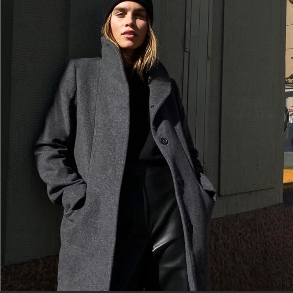 Aritzia Cocoon Coat